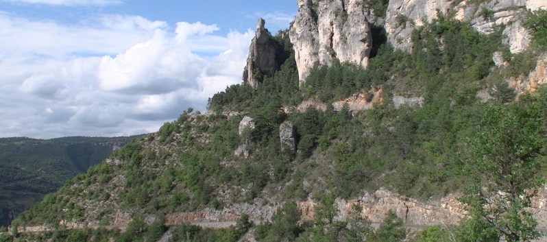 Die Mittelspitze auf der Tour von Les Vignes nach La Malene - 001 f