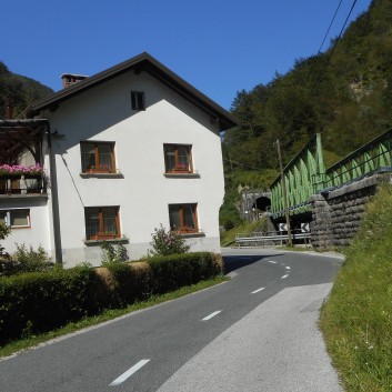 Die Mittelspitze von der Rosteige Im Soccatal in Slowenien - 84