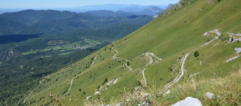 Die Mittelspitze von der Rosteige auf dem Stol in Slowenien - 23