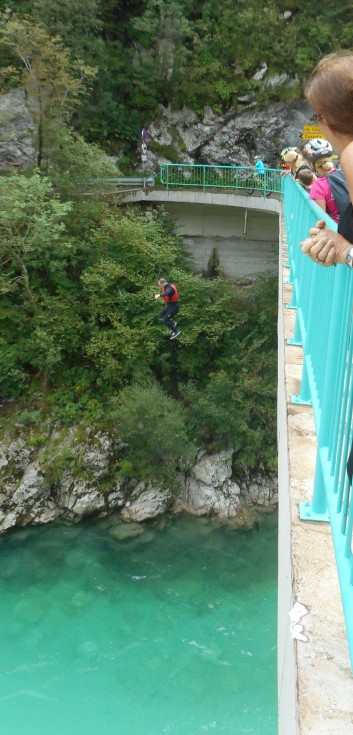 Die Mittelspitze von der Rosteige im der Soccaschlucht in Slowenien - 06