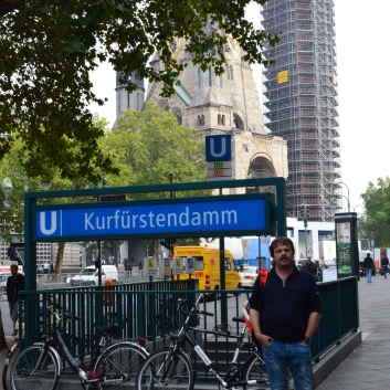 Die Mittelspitze von der Rosteige in Berlin - 100