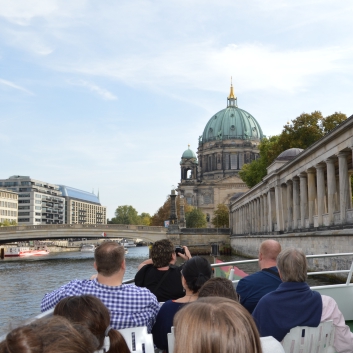 Die Mittelspitze von der Rosteige in Berlin - 24