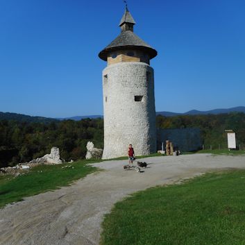 Spaziergang nahe Plitvicer Seen - 01