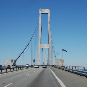 Strecke ber die Groe Belt-Brcke mit den Mittelspitzen von der Rosteige 03